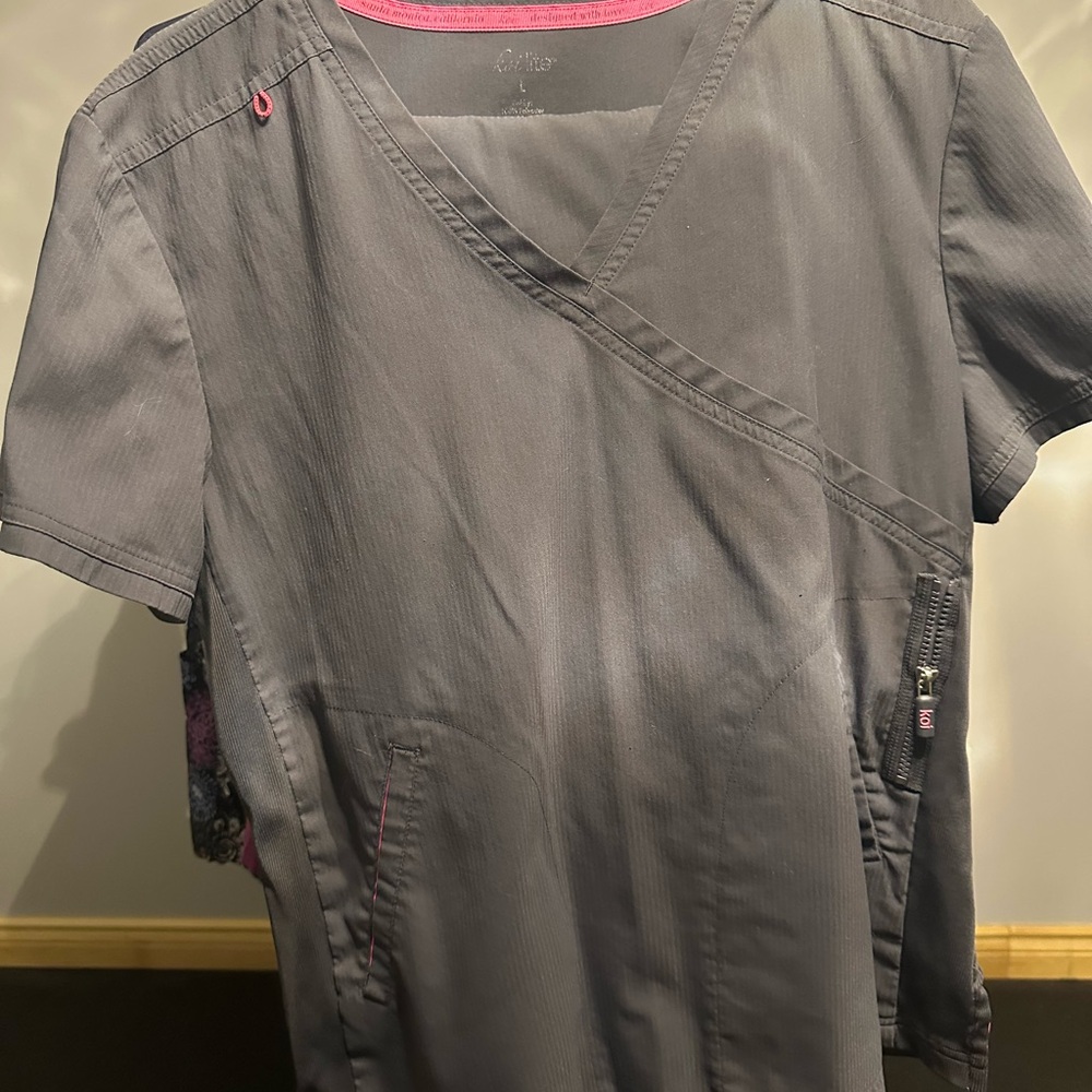 Coolibar Gray Tunic Top with Pink Trim